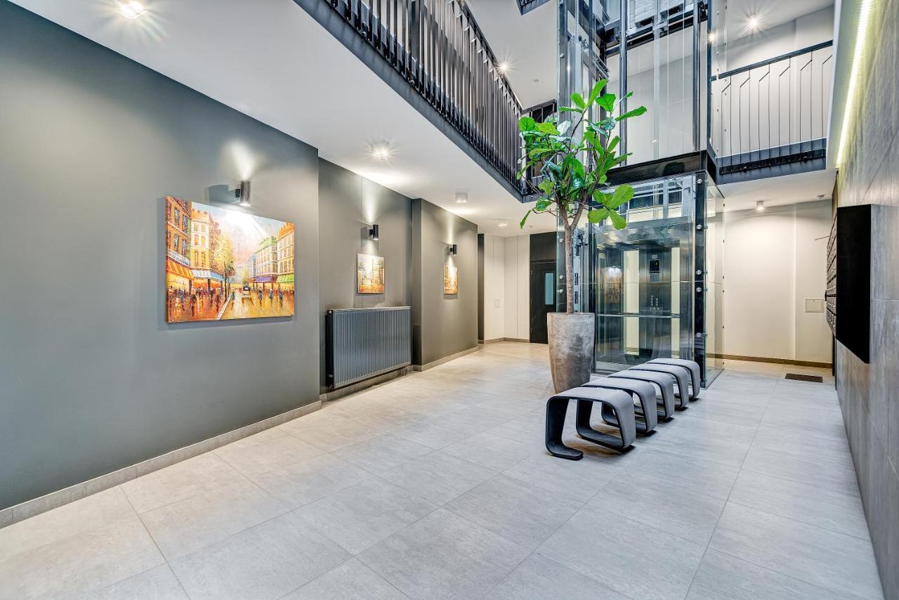 Happy Inn Emporia, Self Chek-In, Parking In The Underground Garage VNO Exterior photo
